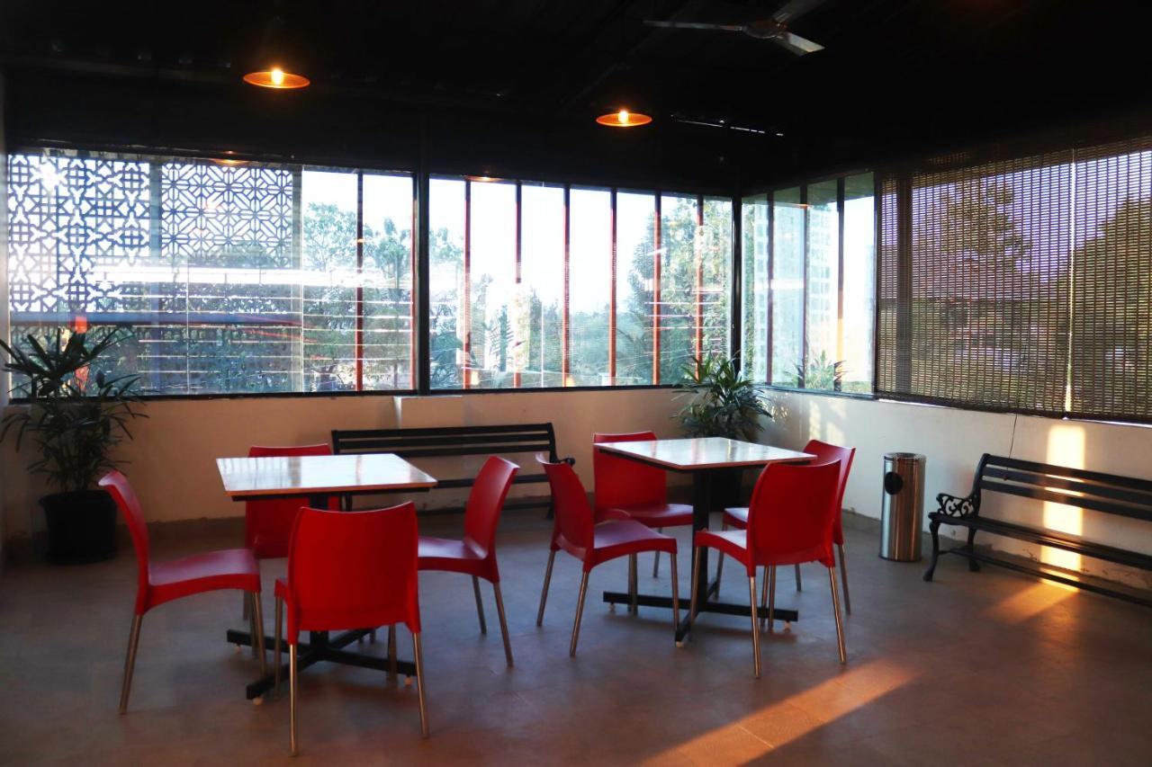 Lavender Infopark Kochi Hotel Ngoại thất bức ảnh