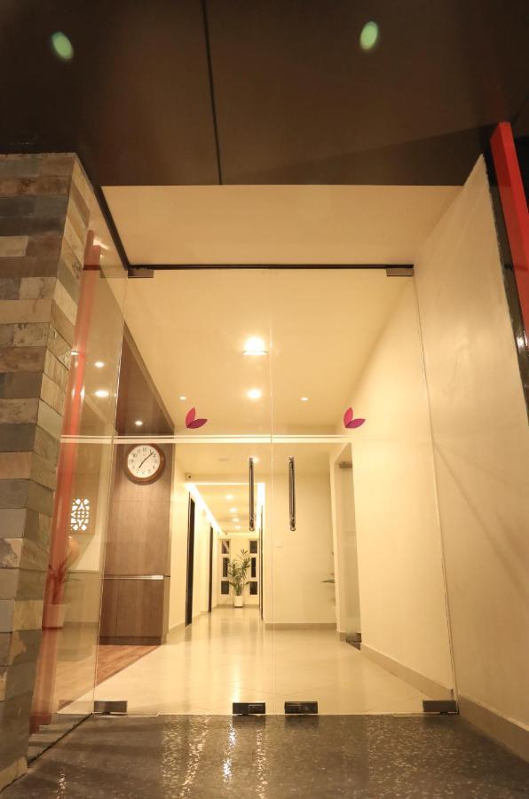 Lavender Infopark Kochi Hotel Ngoại thất bức ảnh
